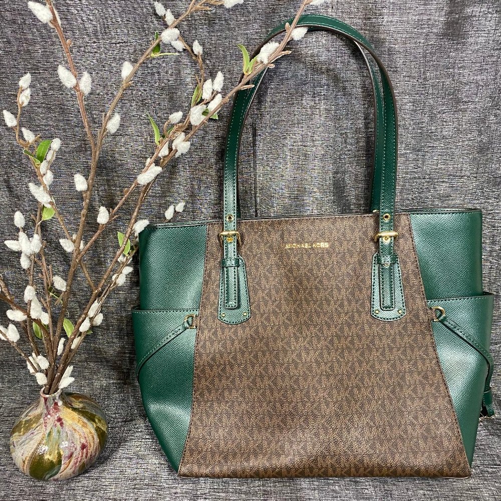 Michael Kors handbag NWOT